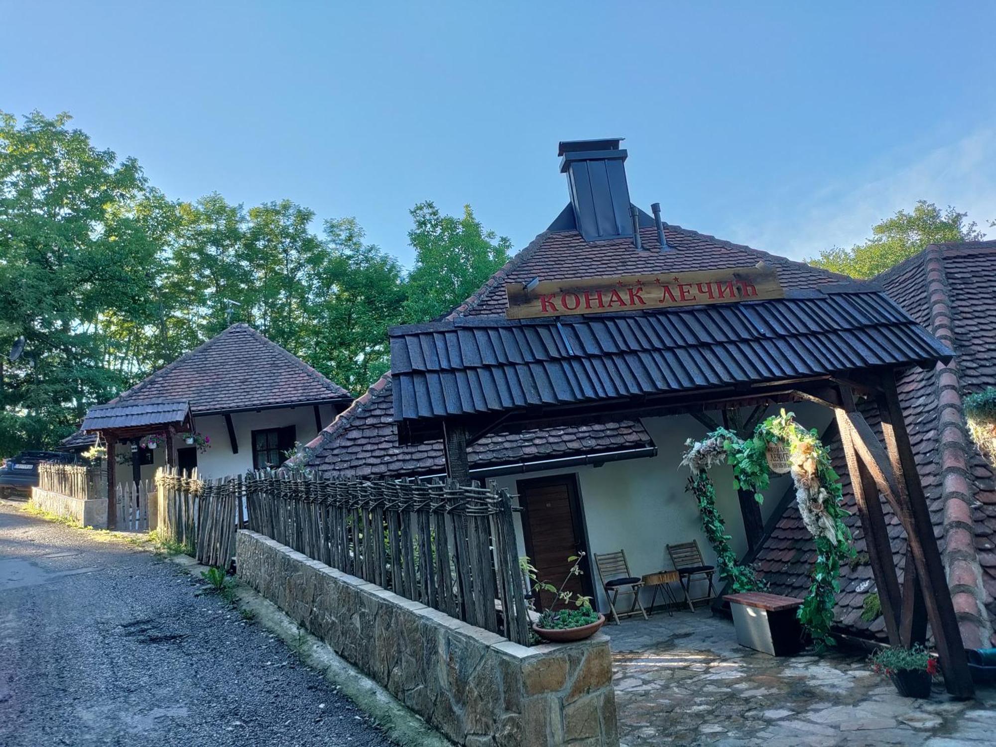 Konak Lecic Trsic Zewnętrze zdjęcie